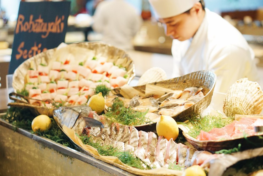 yakumi saturday brunch solaire