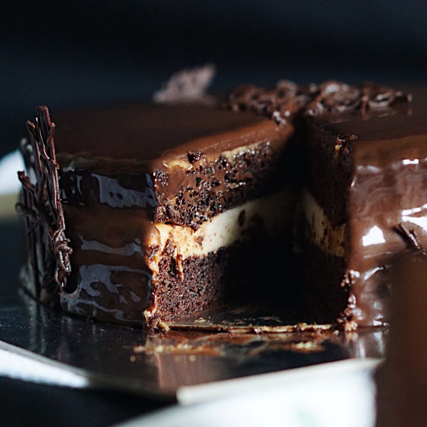 chocolate decadence cake by joconde cakes