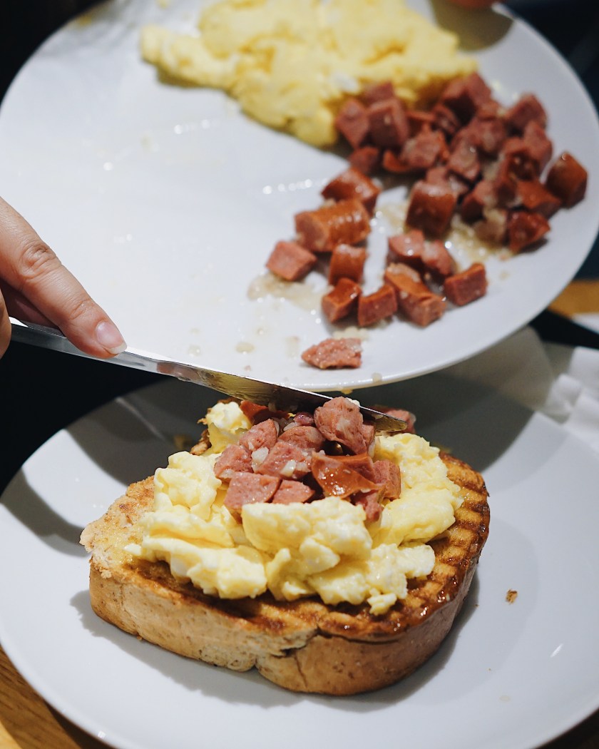 perfect-pairings-at-seattles-best-coffee