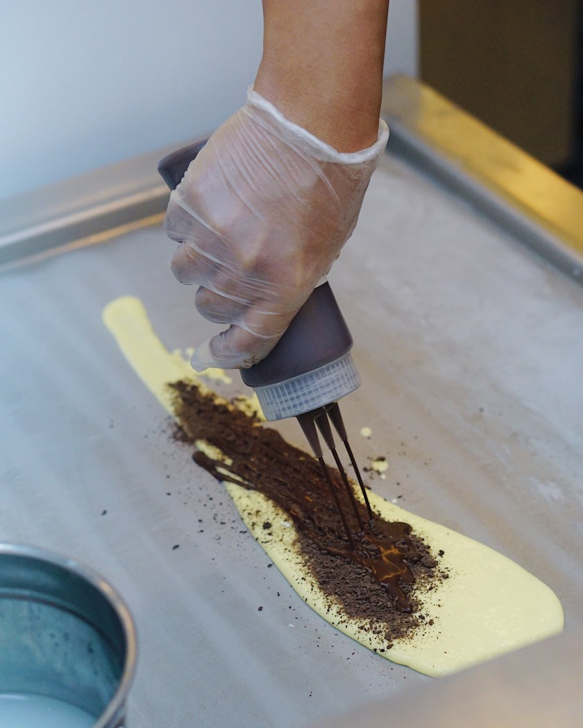 elait-rolled-ice-cream-and-yogurt-century-city-mall