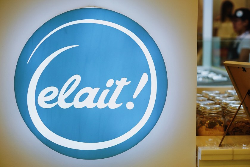 elait-rolled-ice-cream-and-yogurt-century-city-mall