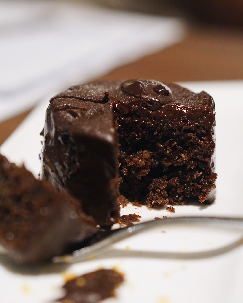 abuelas-legaspi-village-makati