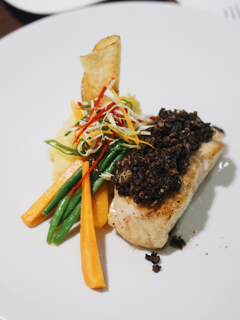 abuelas-legaspi-village-makati