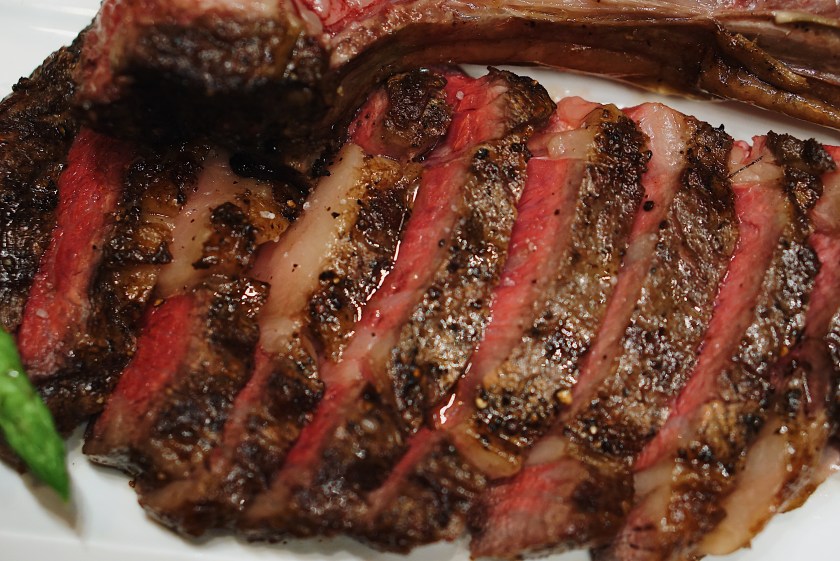 raw-beef-and-tomahawk-steak-at-the-fireplace-new-world-manila-bay