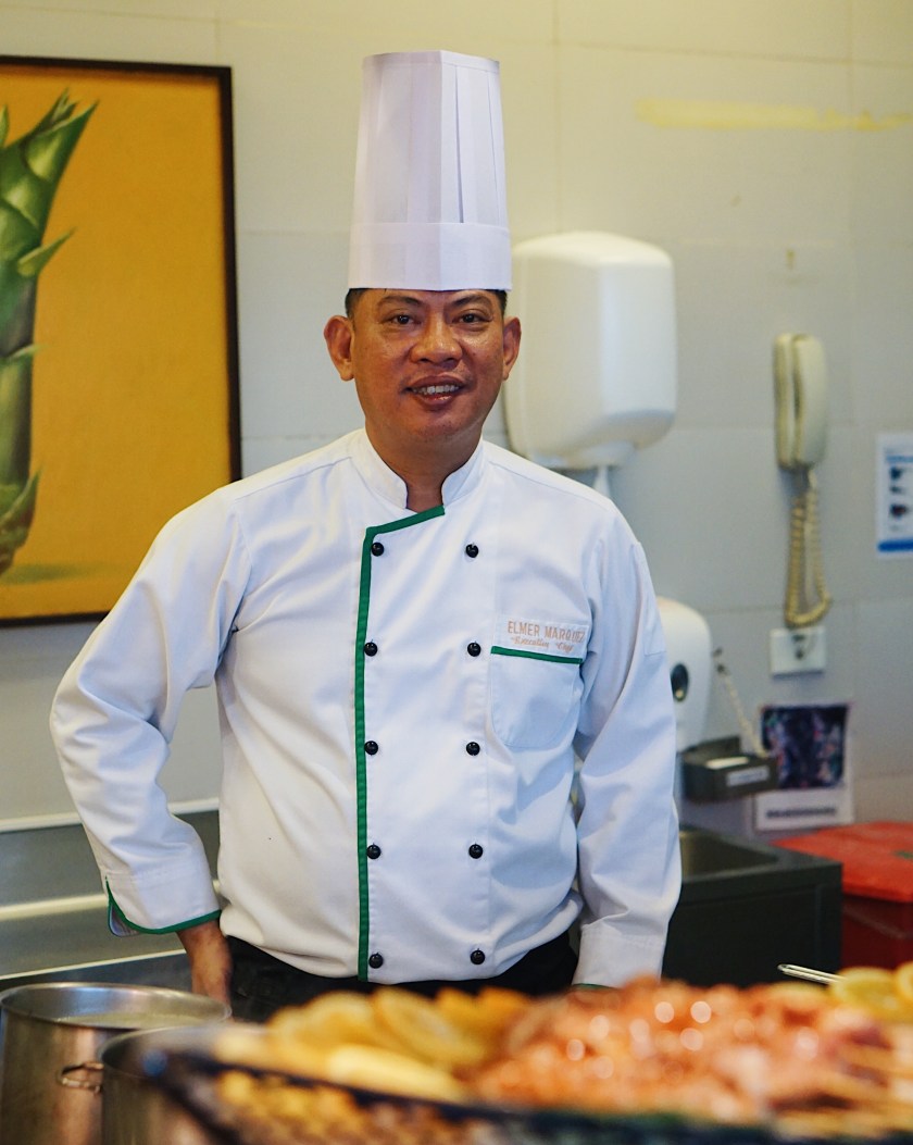 american-food-festival-at-holiday-inn-suites-makati