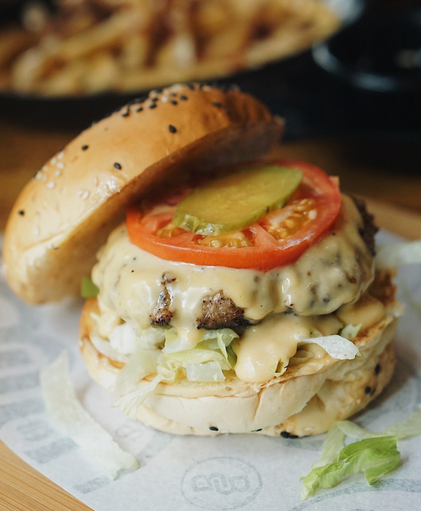 eats-for-less-with-eatigo-at-burgers-brewskies