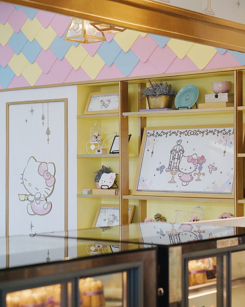 hello-kitty-cafe-manila-uptown-mall-bgc