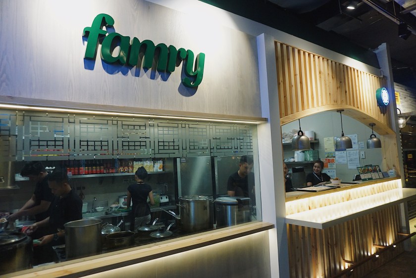 hole-in-the-wall-famry-taiwanese-street-food