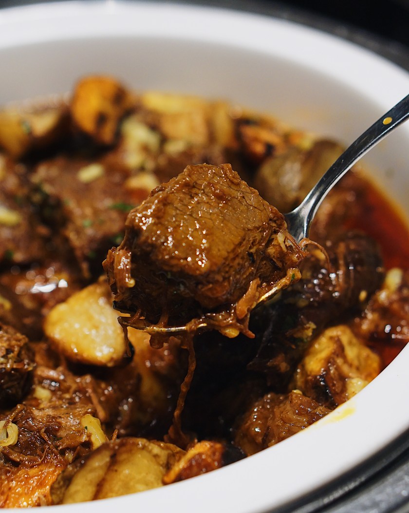 holiday-inn-makati-den-lim-takes-on-the-city-at-flavors-restaurant