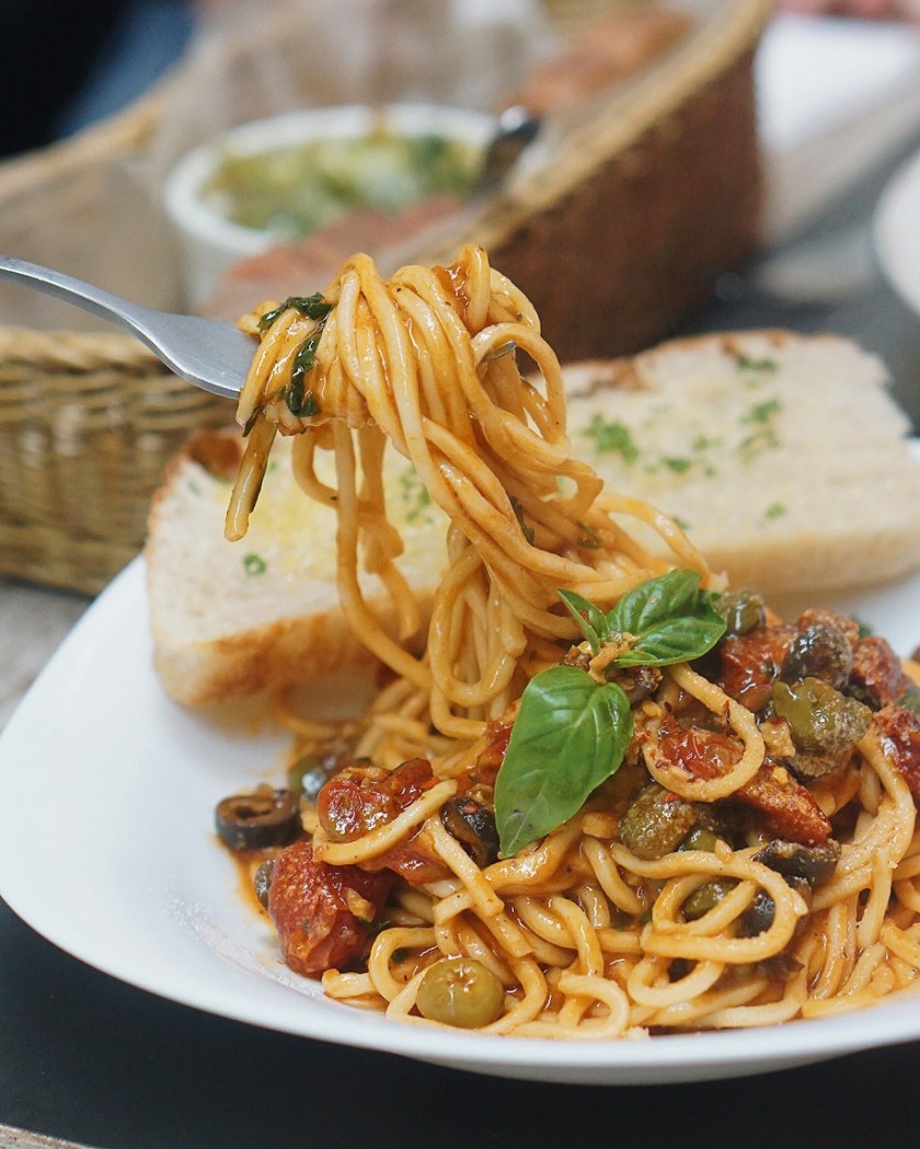 greenbelt-pizza-and-pasta-at-bistro-ravioli