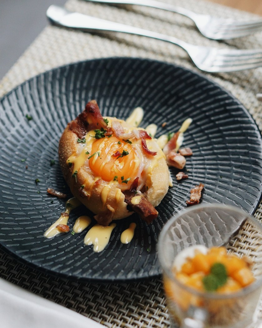 shangri-la-the-fort-high-street-cafes-signature-breakfast-dishes