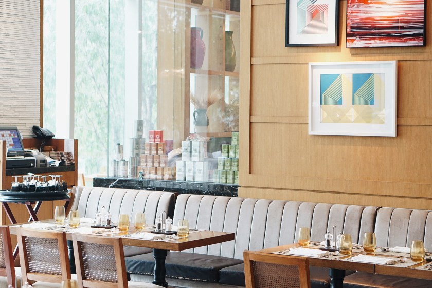 shangri-la-the-fort-high-street-cafes-signature-breakfast-dishes