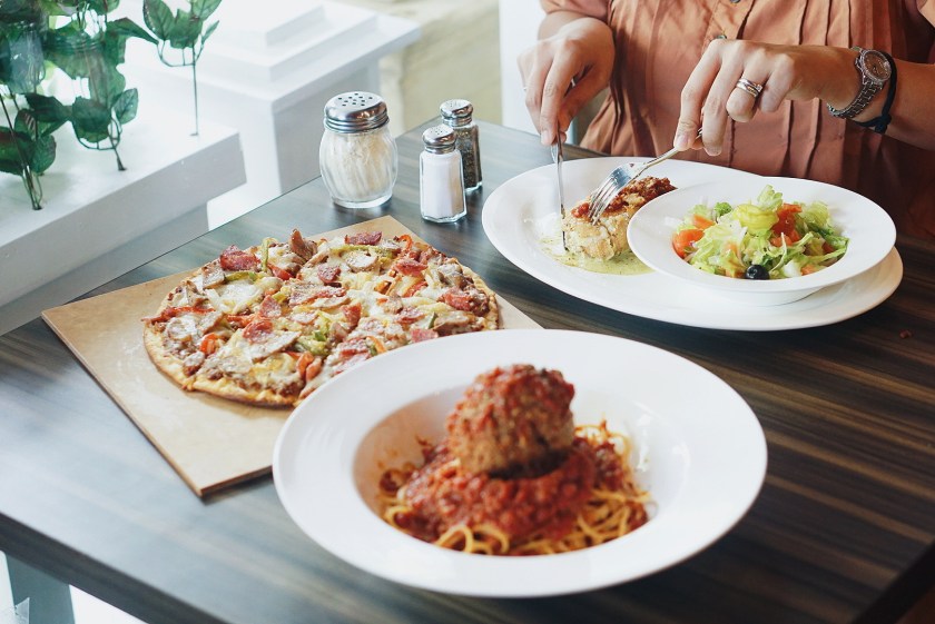 bgc-eats-italian-comfort-food-at-buca-di-beppo