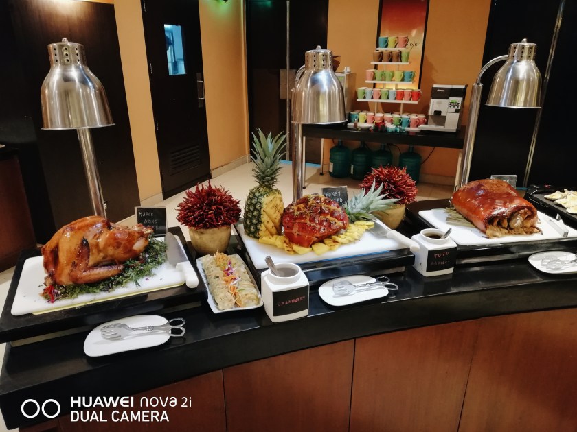 hotel-jen-manila-christmas-buffet-at-latitude