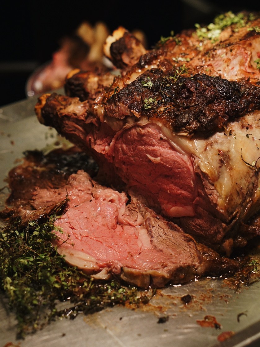 hotel-jen-manila-christmas-buffet-at-latitude