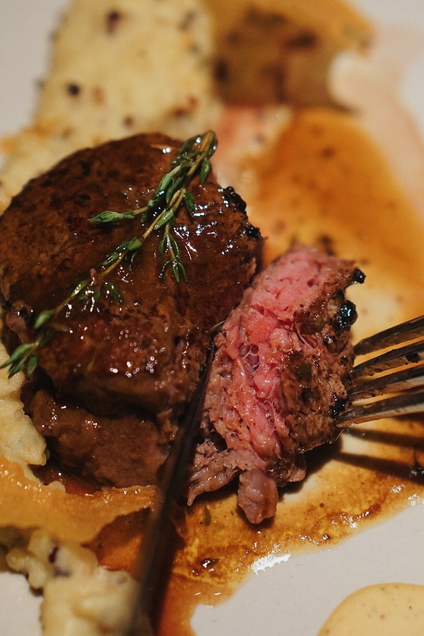 shangri-la-at-the-fort-christmas-eve-dinner-at-samba