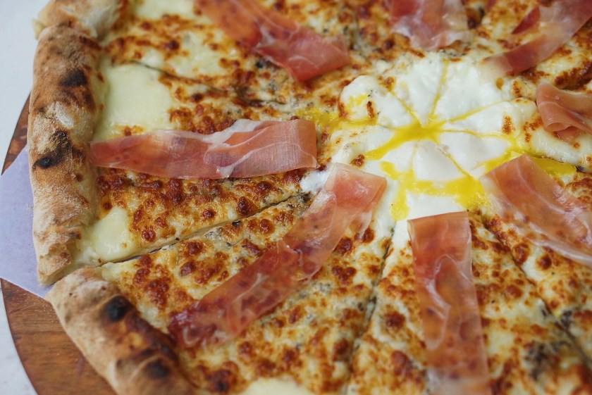 uptown-bonifacio-italian-feast-at-mamma-mia