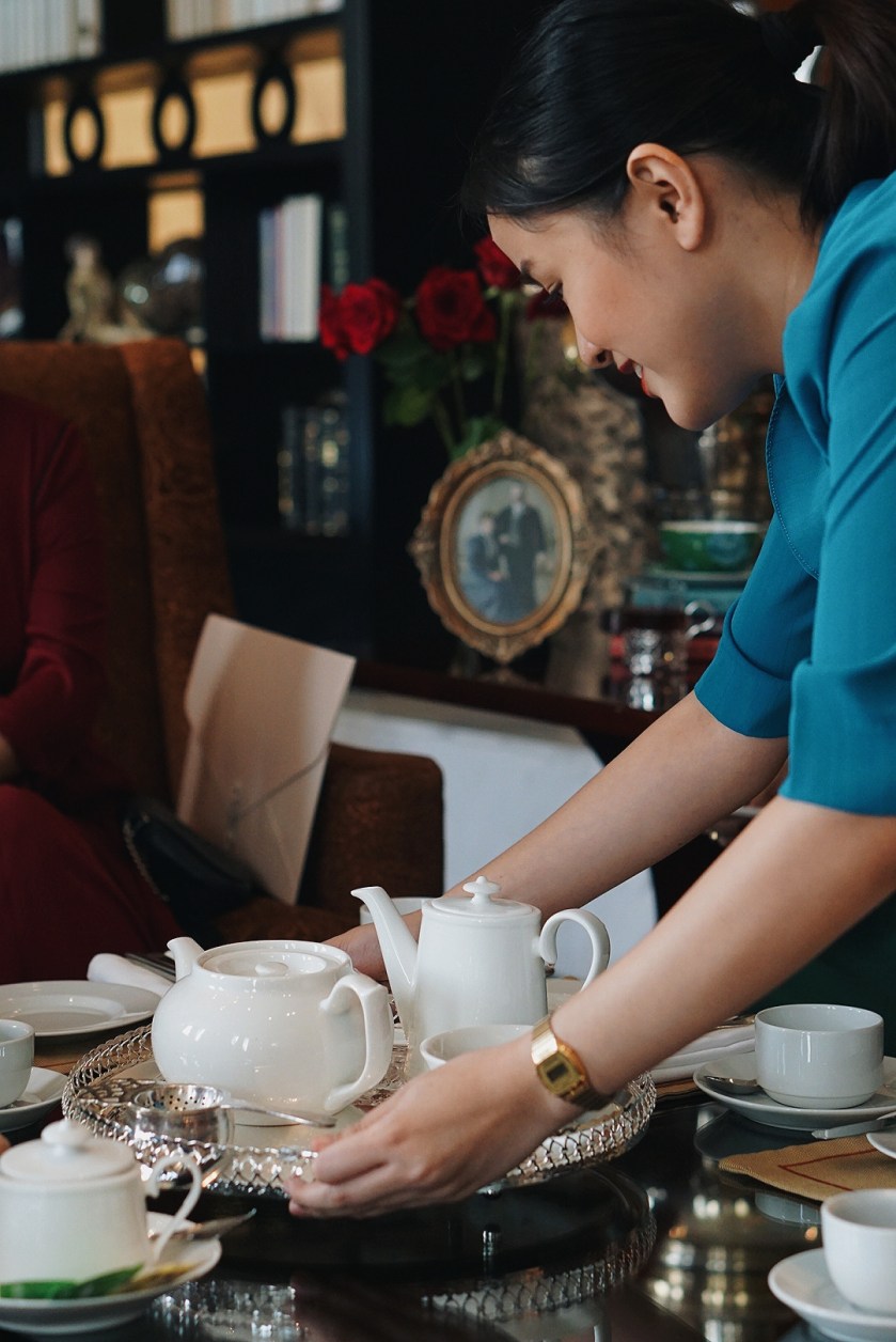 russian-imperial-afternoon-tea-writers-bar-raffles-makati
