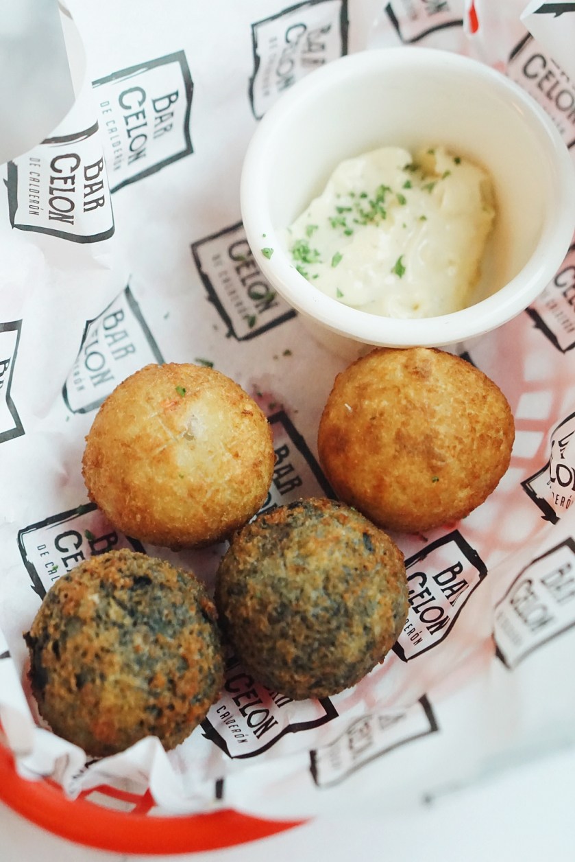 the-corner-market-food-hall-the-podium