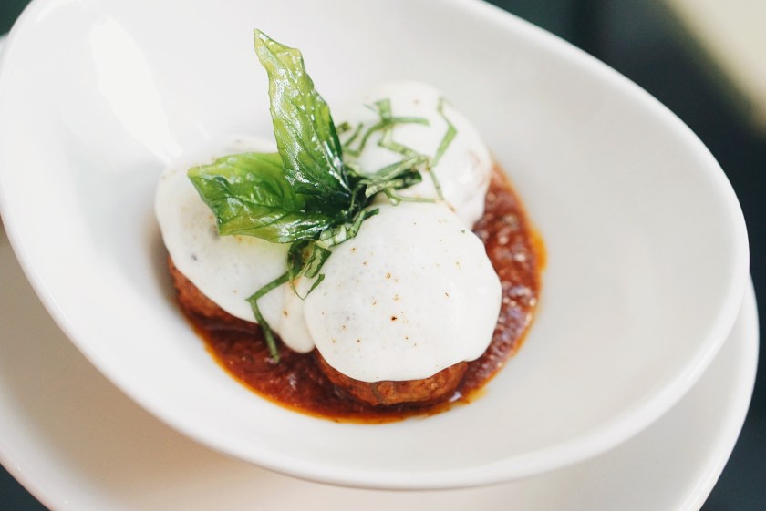 makati-eats-mediterranean-cuisine-at-extra-virgin-milano-residences