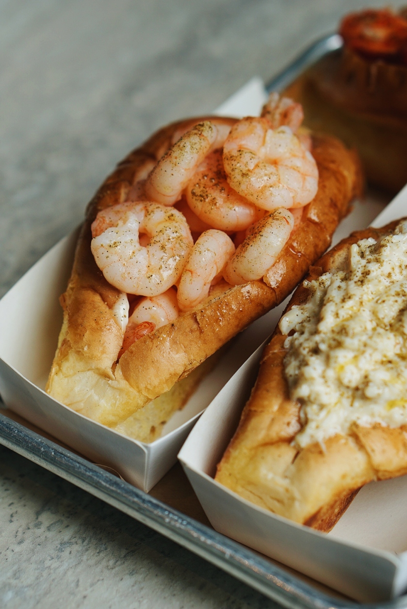 the-grid-food-market-lobster-roll-and-so-much-more-at-bun-appetit