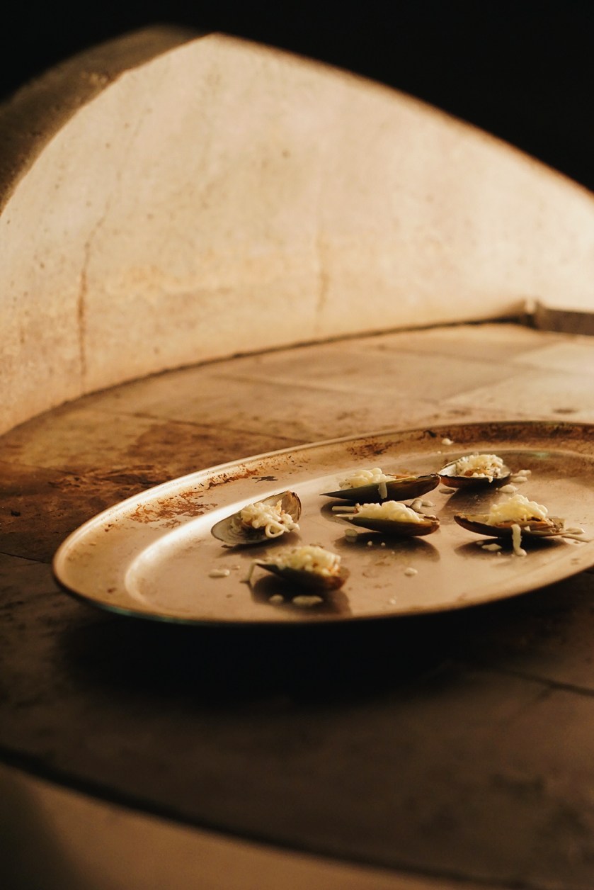 ag-new-world-manila-bay-all-you-can-eat-at-market-cafe