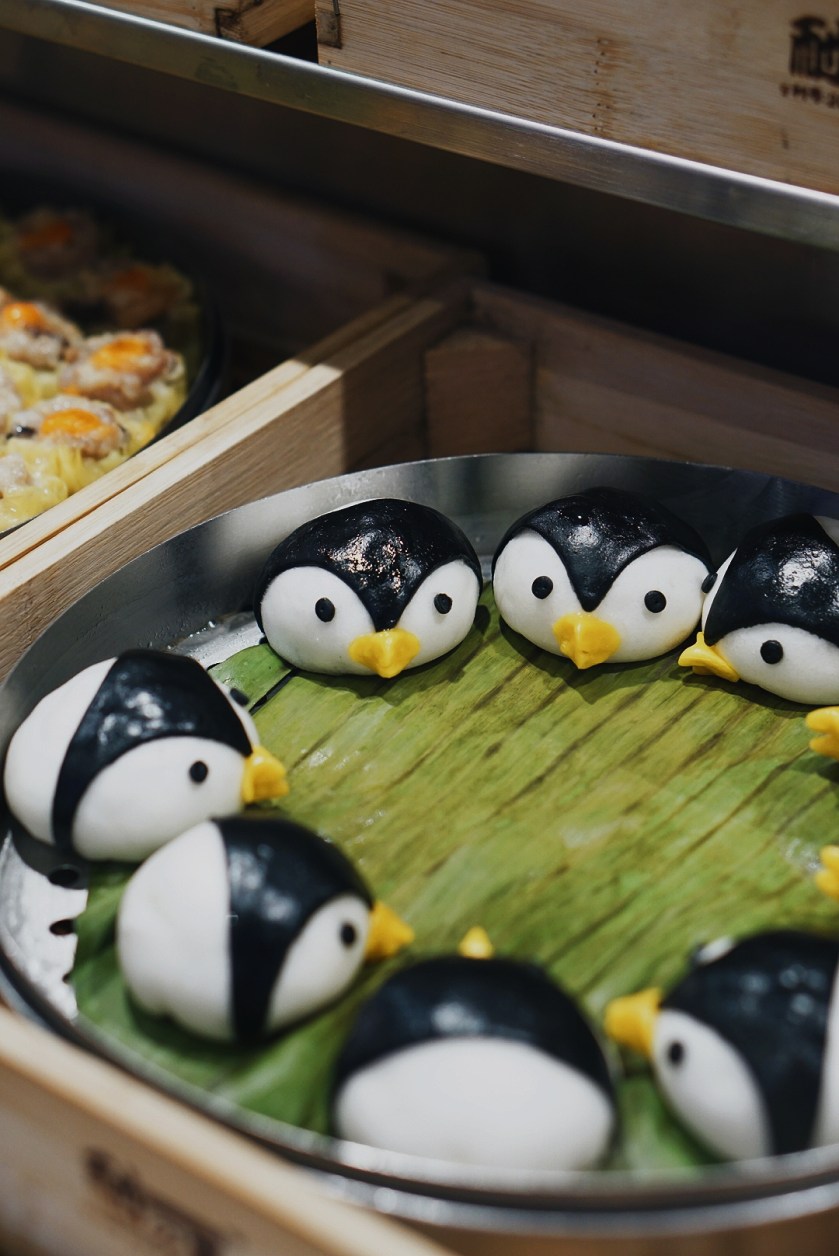 the-podium-luxury-buffet-at-niu-by-vikings