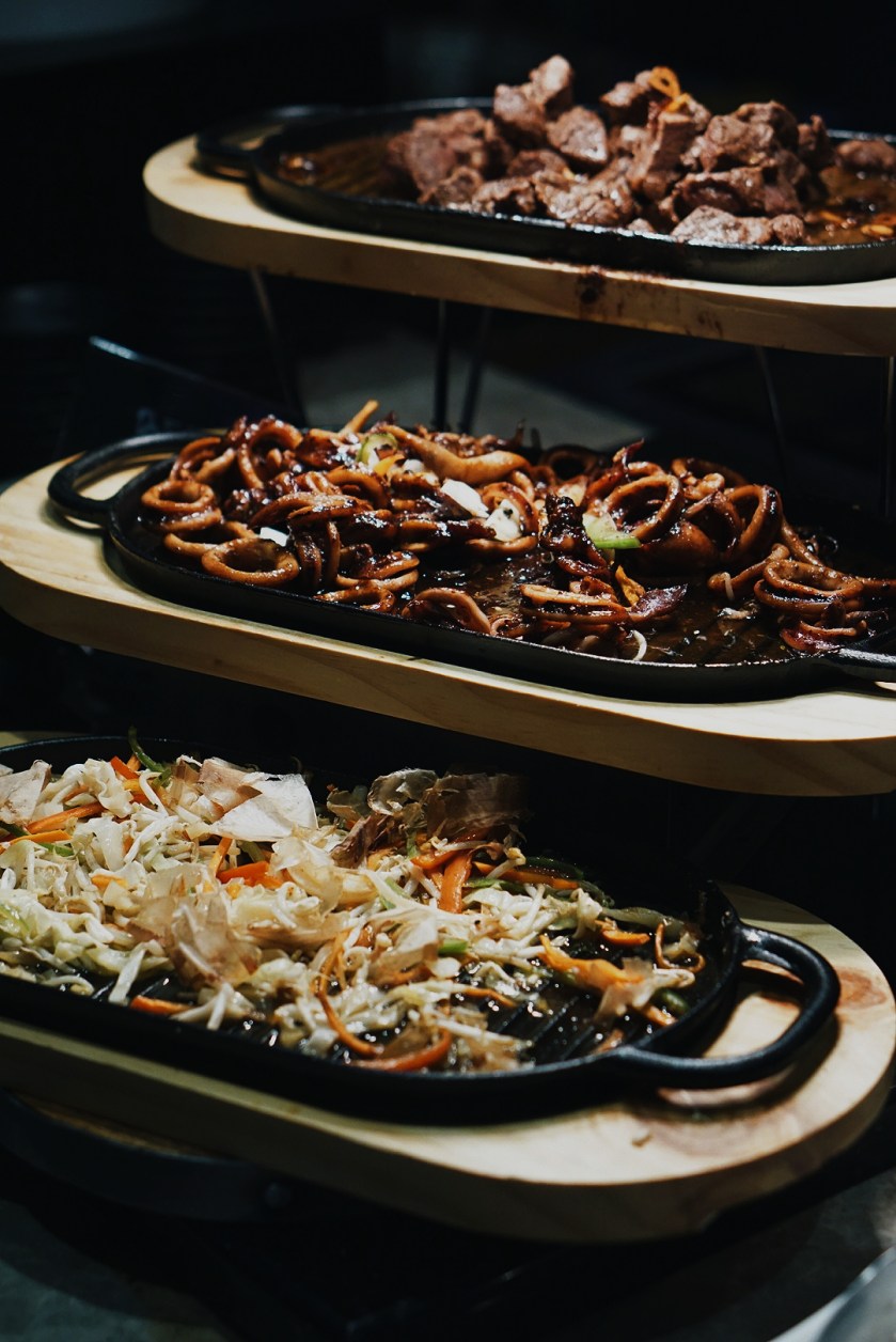 the-podium-luxury-buffet-at-niu-by-vikings