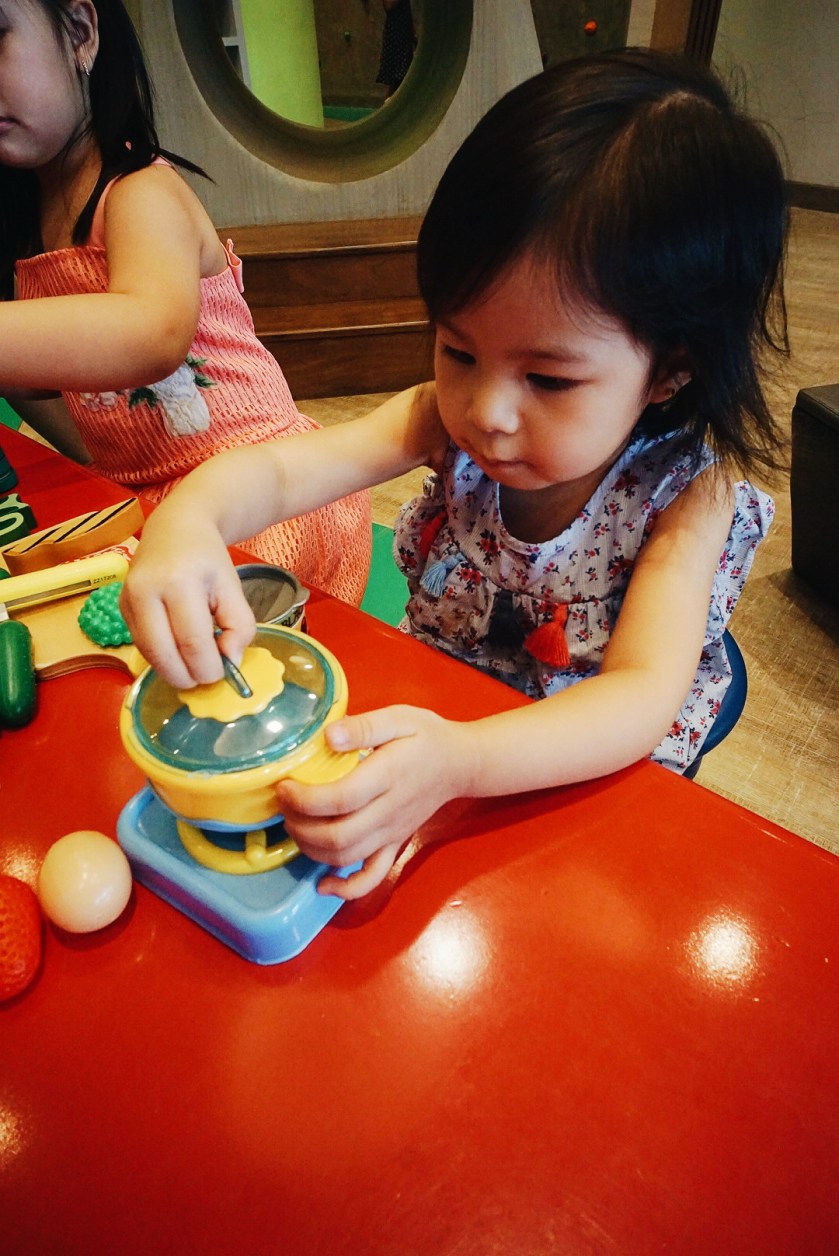 eatstaycation-weekend-at-clark-marriott-hotel