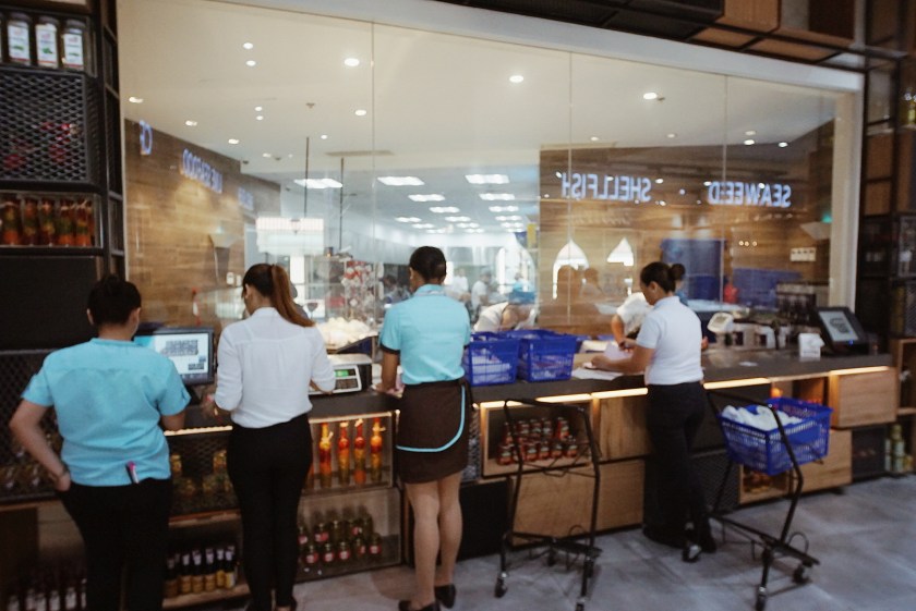 mckinley-hill-eats-paluto-all-you-can-at-isla-sugbu-seafood-city