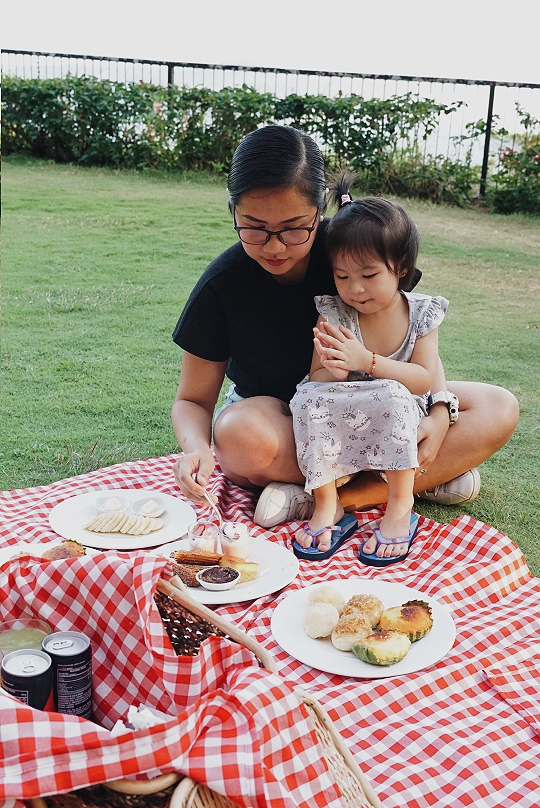 eat-and-explore-taal-vista-hotel