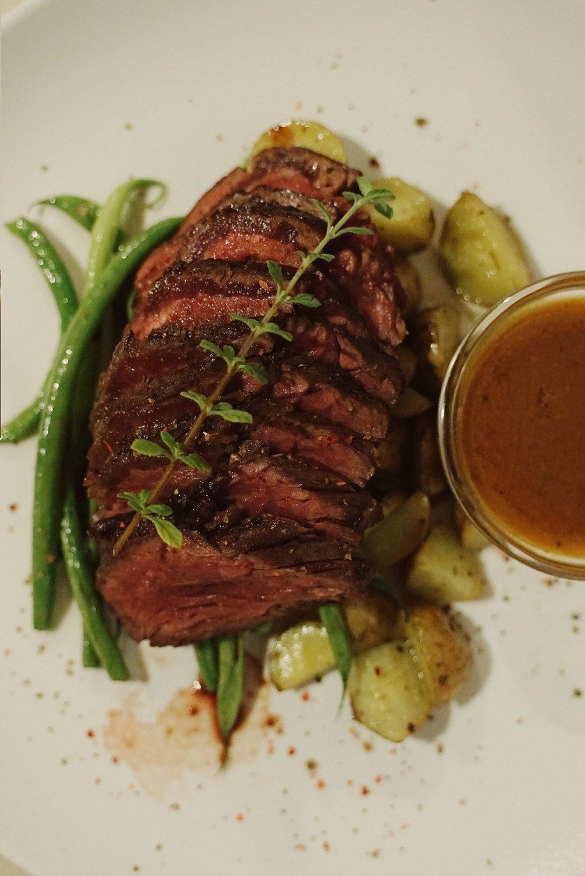 eat-and-explore-taal-vista-hotel