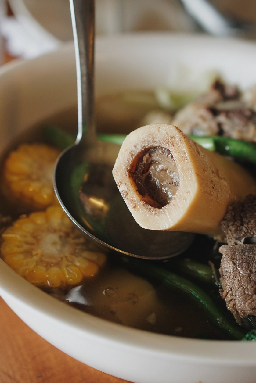 eatsplore-tagaytay-food-trip-with-ford-everest