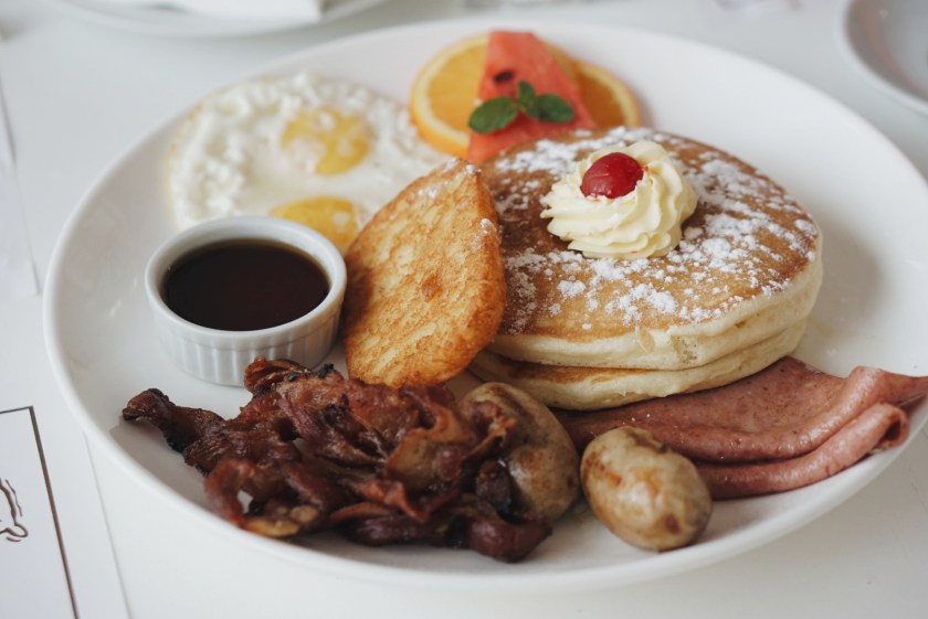 eatsplore-tagaytay-food-trip-with-ford-everest