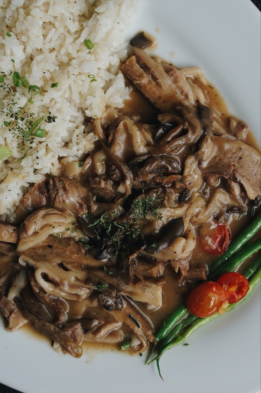 burgers-and-flatbreads-at-pound-x-flatterie-greenbelt-3