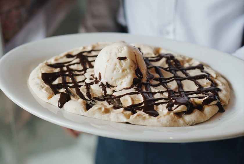 burgers-and-flatbreads-at-pound-x-flatterie-greenbelt-3