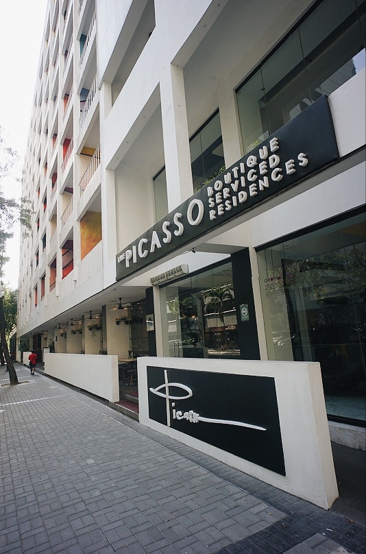 eatstaycation-at-the-picasso-boutique-serviced-residences