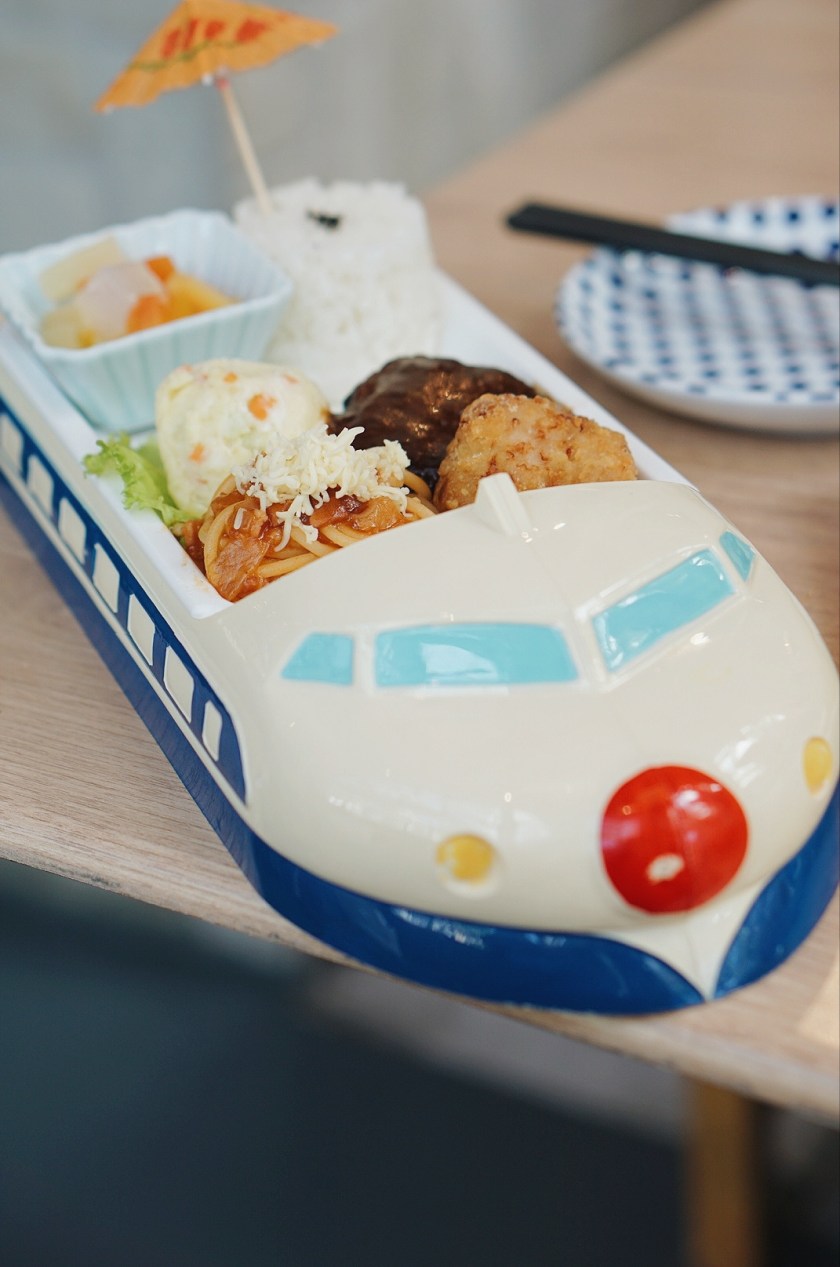 bgc-eats-all-day-japanese-at-motto-motto