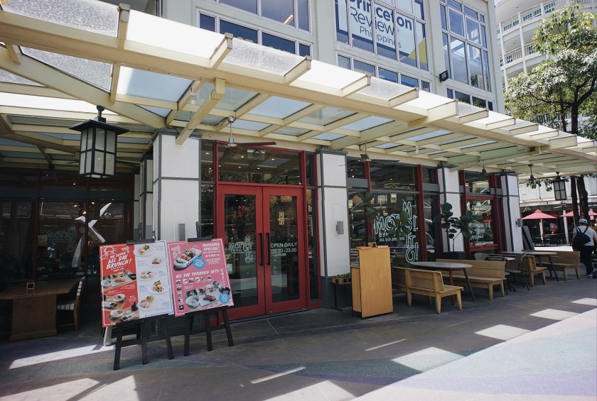 bgc-eats-all-day-japanese-at-motto-motto