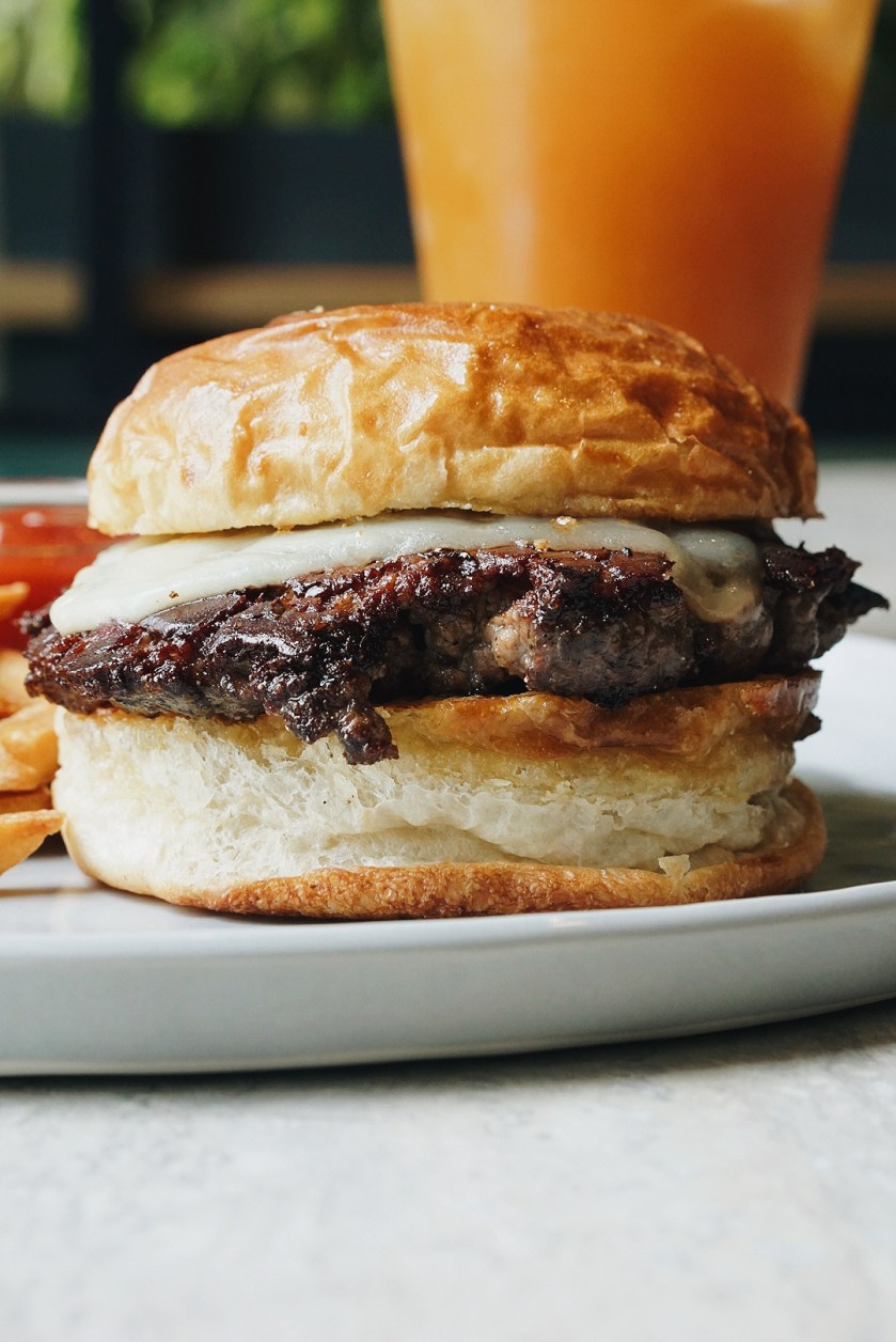 premium-burgers-at-beefier-in-the-grid-food-market