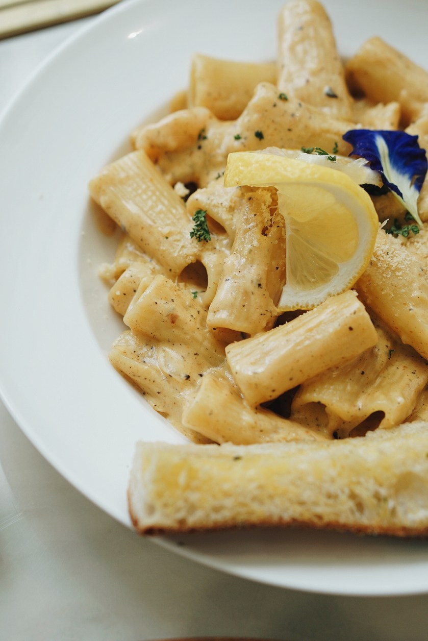 flossom-kitchen-cafe-at-sm-north-towers