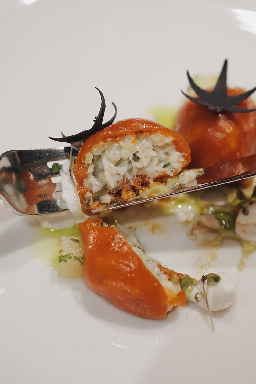 upside-down-dinner-at-the-manila-marriott-hotel